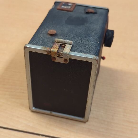 1930s Vintage Ansco Shur-Shot Jr. Box Camera - Picture 5 of 9